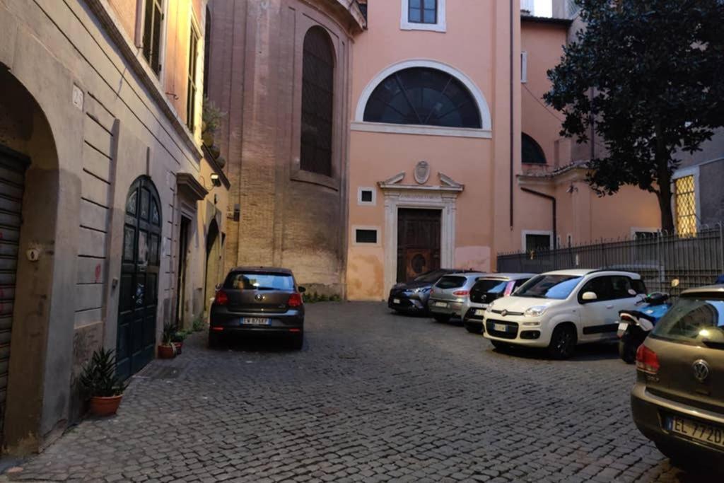Lanza Tomasi Apartment - Centre, Rome